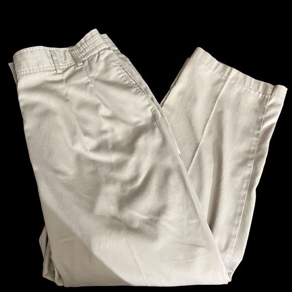 Macys Comfy Women’s Khakis / SZ: 14 - Picture 5 of 7